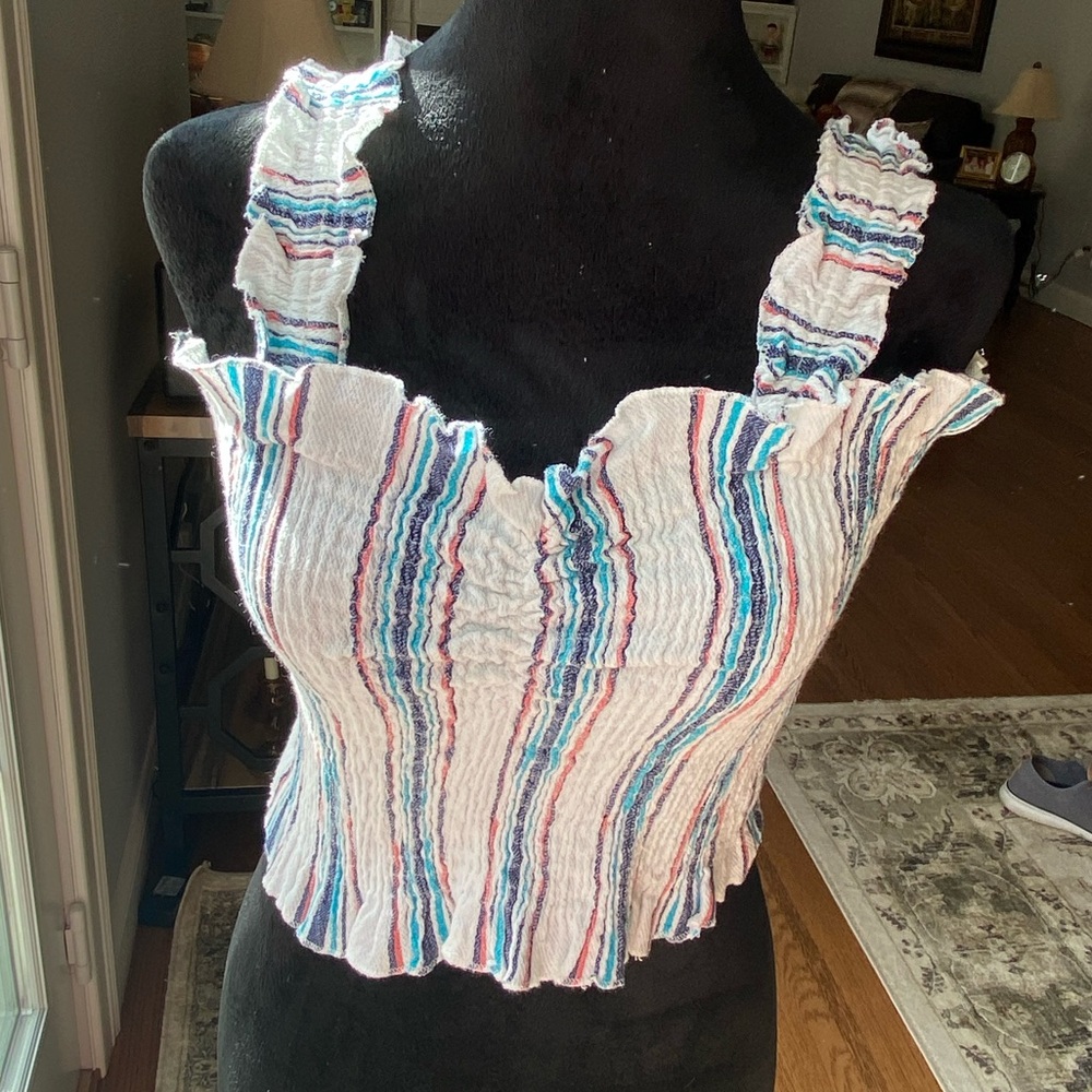 Ron Jon set. cropped top and matching bottoms.